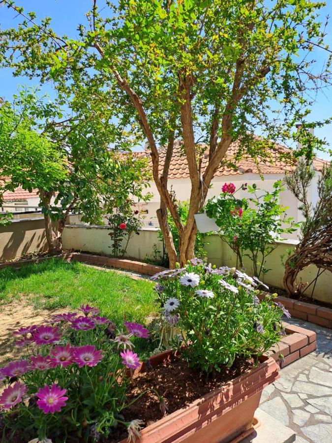 Апартаменты Secret Garden Кавала Экстерьер фото